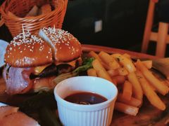 -羽深肉铺 Steak & Wine