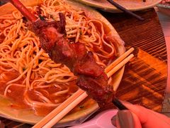 -艾力江和田馕坑烤肉店