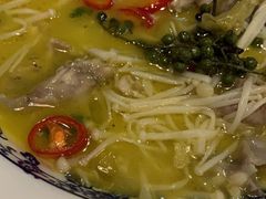 酸汤牛蛙-兔爸私家小厨(新北万达店)
