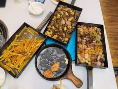 -老东镇啤酒屋海鲜加工·蒸汽海鲜·海鲜烧烤(台东店)