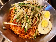 泡菜拌面-富乐满韩国正宗炸鸡韩国料理(虹泉路店)