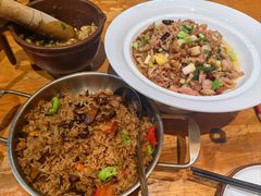 牛肝菌炒饭-老滇山寨•云南特色菜•地方菜•民族风情歌舞表演(金碧店)