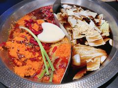 -廖掌柜·重庆鲜货火锅(上海首店)