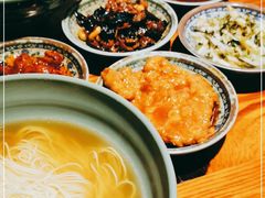 -老外婆本帮面(塔城路店)