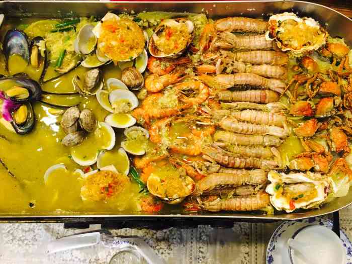 刘记大蚝门海鲜烧烤(宝山万达店)-"中了霸王餐,赶上了末班车,之前也来