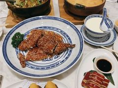 -香港百合居(LCM置汇旭辉广场店)