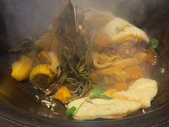 -万里闯关东铁锅炖菜馆(高新旗舰店)