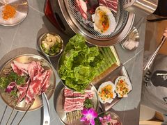 -围炉肉舍•炭烤活鳗•丹东海鲜烤肉(步行街店)