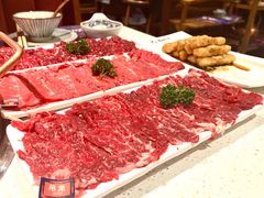 吊龙-牛村来人潮汕牛肉火锅(西单店)