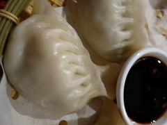 -蓝尊量贩(黄河路店)