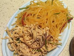 -山里屯铁锅炖·东北菜(康桥店)