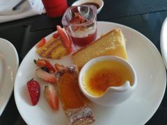 -圣丰索菲特·2 On 988 Café 自助餐厅