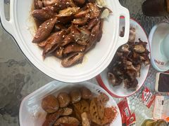 -老鼎万春卤菜(五代传承创始老店)