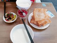 -努尔古丽奶茶