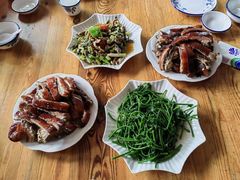 -黄记四更烤乳猪店