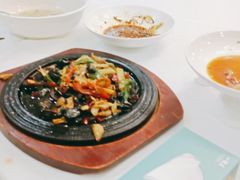 -一家人(南京路店)