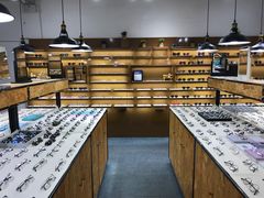 -罗伯特眼镜·蔡司官方授权(罗湖国贸店)