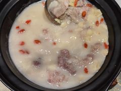 -洞庭土菜小炒馆(易发广场店)