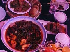-粉墨特色菜·烧烤音乐酒馆