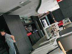-必胜客(江南时代广场店)