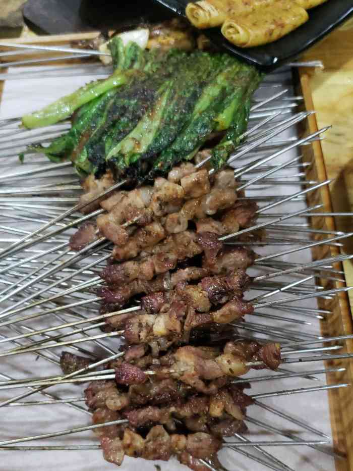 小板凳原味烧烤-"冬季俩宝,火锅烧烤也是看抖音来的,胡同.