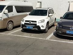 -南锣鼓巷-停车场