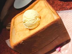 面包诱惑-绿茶餐厅(王府井永宁门店)