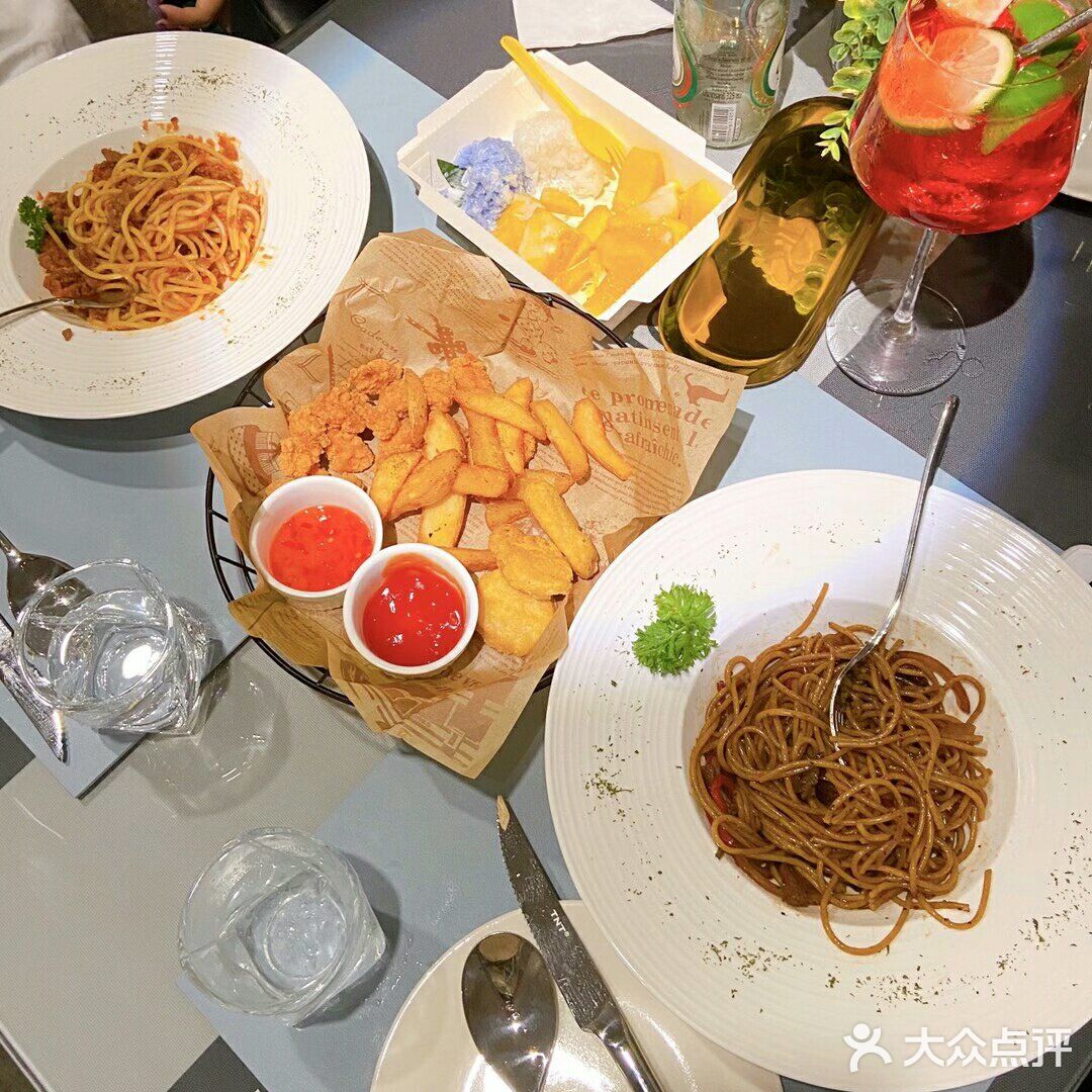 现在既然爱上了那些美食