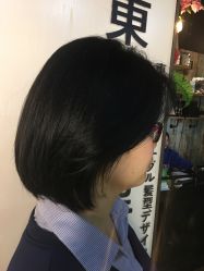 -UN·SAKA 右嗯造型
