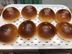 -沁屋面包店(人民东路店)