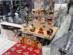 -泡泡玛特POPMART(侨福芳草地店)