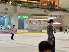 -冰纷万象滑冰场(深圳万象城店)