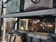 -COACH蔻驰(赛特奥特莱斯店)