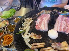 -豚豚家돈돈가韩国锅盖烤肉(新北万达店)
