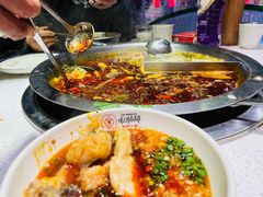 -吃城都·鱼蛙火锅(西玉龙街店)