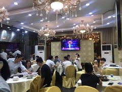 大堂-渝君重庆火锅(嘉宾路店)