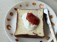 -B&C黄油与面包·法式古堡面包坊(新天地店)