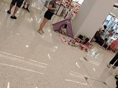 -南京商厦