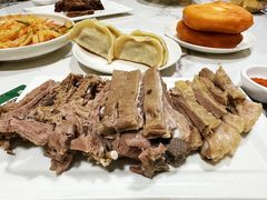 -贯贯吉·清真餐厅(浙江中路店)