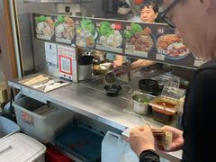 -纽顿熟食中心