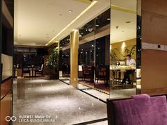 -上海威斯汀大饭店-地下停车场