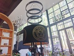 靠窗位-桉树林A coffee 森林餐厅(三圣乡店)