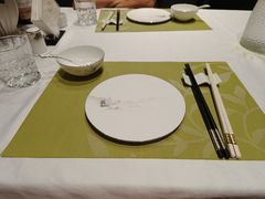 餐具摆设-五岳宫·私房菜