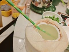-润园四季椰子鸡火锅(卓越INTOWN店)