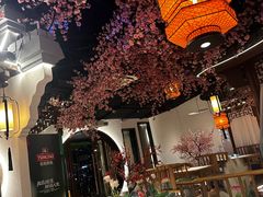 -荷塘秋月·本帮江浙菜(国权路店)