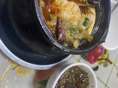-李记特色罐罐米线(重庆中环大厦店)