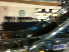 -星巴克(静安嘉里中心B2店)