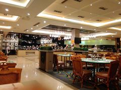 -海天一色海景自助餐厅(西港花园店)