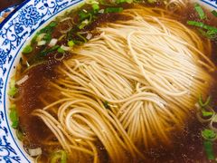 红汤面底-裕兴记•蟹黄面馆(人民广场店)