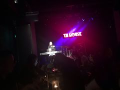 -TZ House音乐现场(茅台店)